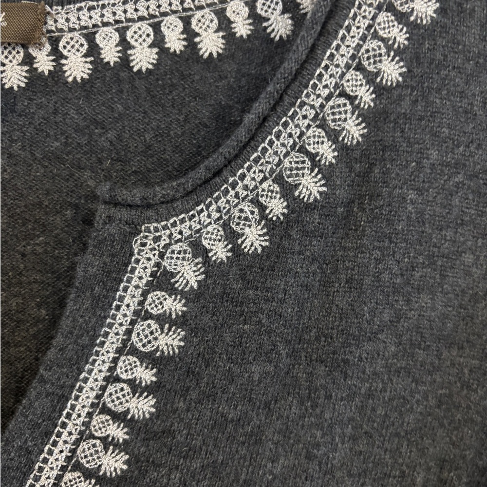 Tommy Bahama Cashmere Pineapple Tunic Sweater M, Grey - Picture 4 of 7